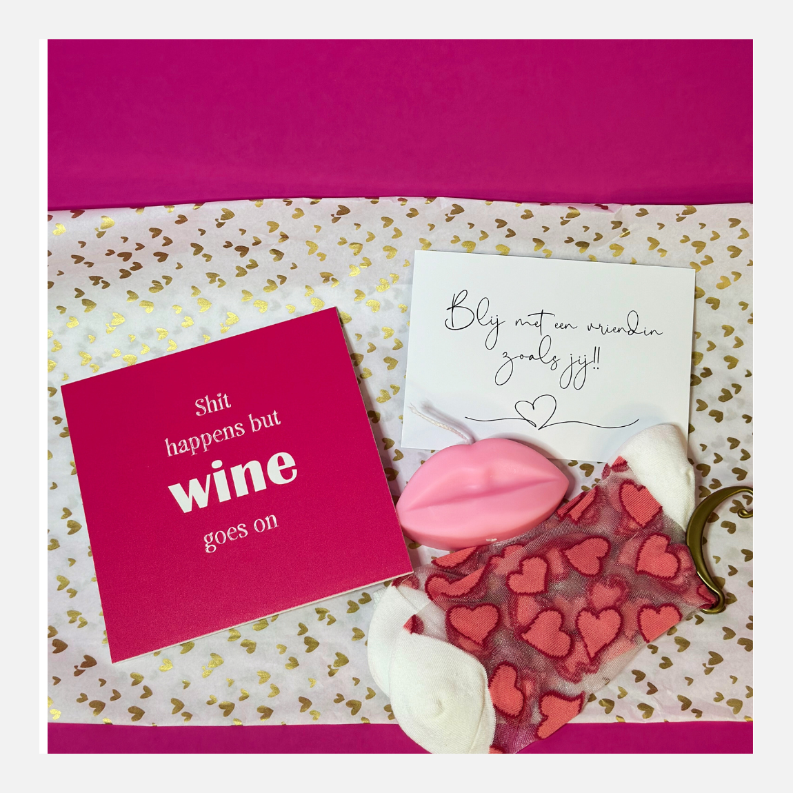 brievenbuspakket blij met een vriendin zoals jij. forex tegel sokken en sojakaars lips en kaartje €23.95